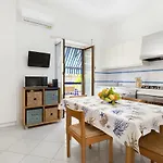 Amore Rentals - Doria Home