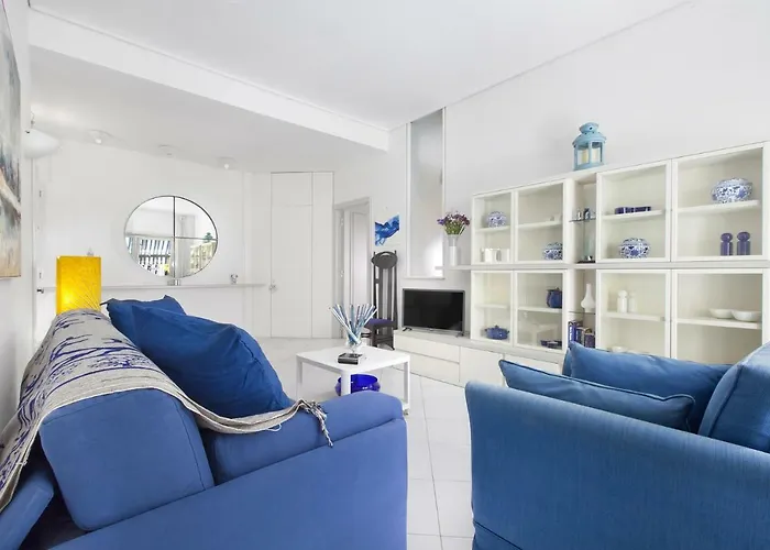 Amore Rentals - Doria Home